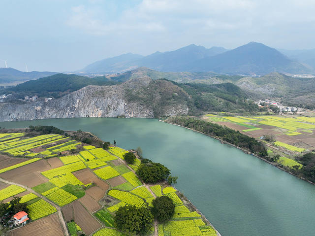 青山绿水
生态
环境
江华
油菜花