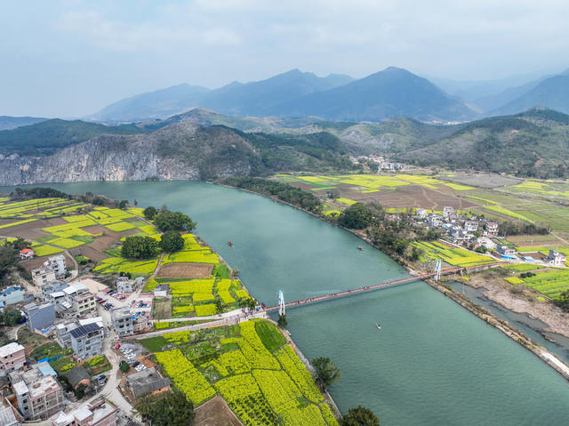 青山绿水
生态
环境
江华
油菜花