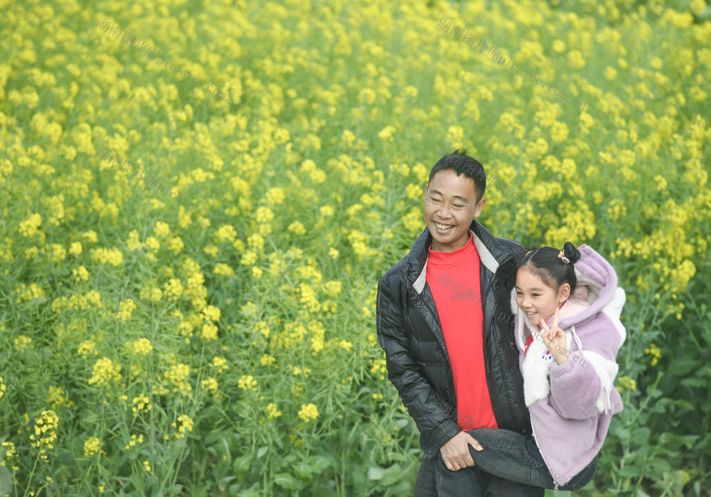 踏青
赏花
油菜花
春日
江华