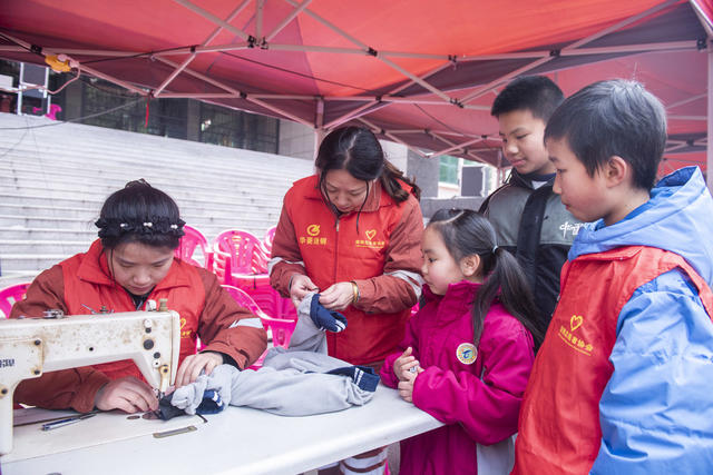 湖南娄底 学雷锋 志愿服务 志愿者