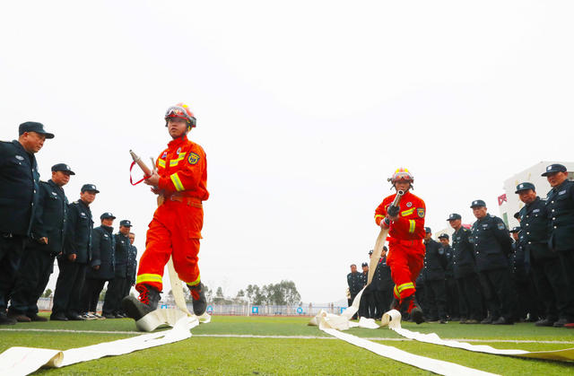 校园  保安  培训  安全