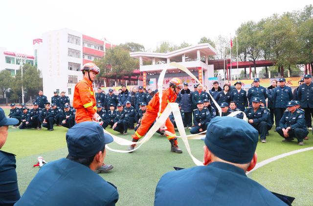 校园  保安  培训  安全