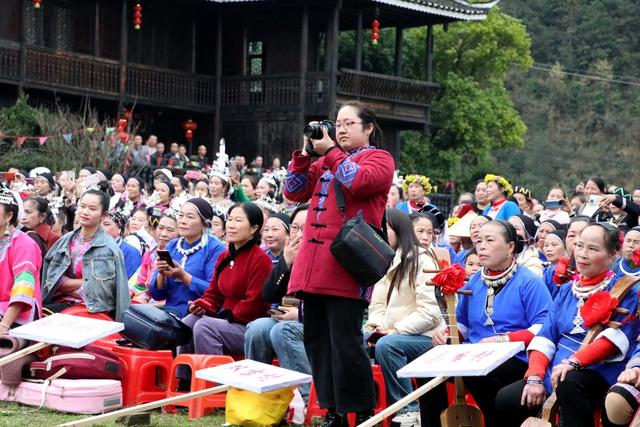 民俗风情
古侗寨
油菜花节