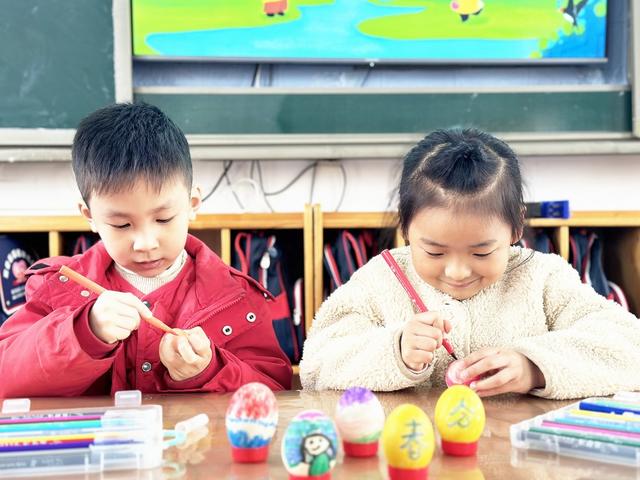 春分“立蛋”  体验民俗