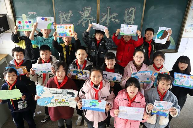 涟源 世界地球日 绘画