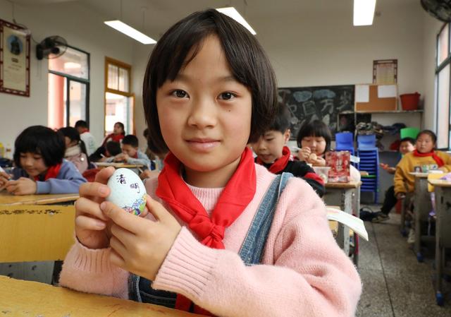    识民俗      迎清明