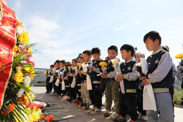 清明 幼儿 祭奠 缅怀 英烈 纪念