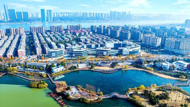 长沙  大学城  后湖  冬日暖阳  航拍