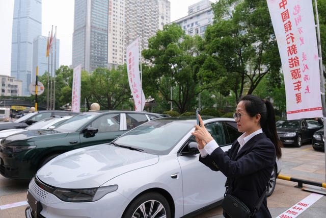 新能源车展受宠，汽车金融