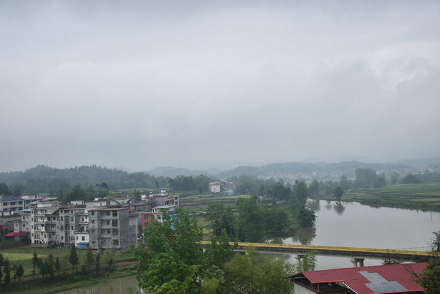 雨后乡村 美丽如画