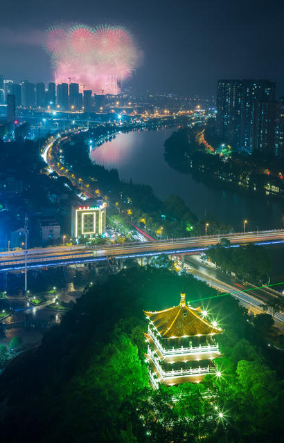 浏阳河  五一  劳动节  假期  烟花  夜景