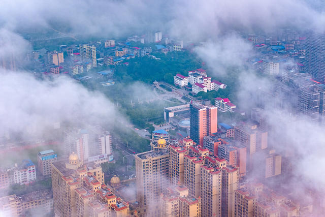 宁远 城市 雾 美景