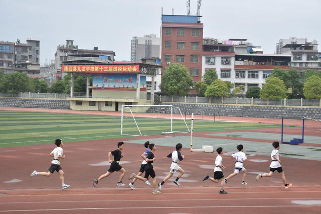 疾步如飞 书写体考奇迹