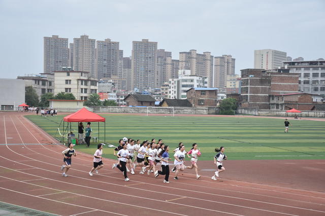 疾步如飞 书写体考奇迹