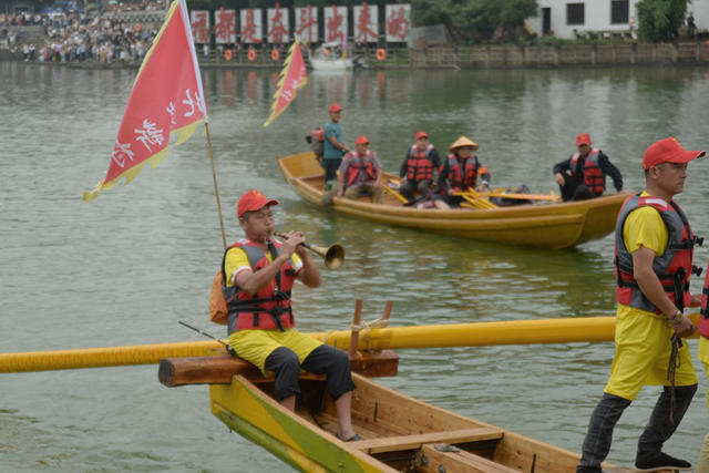 双桡龙舟 最长世界纪录