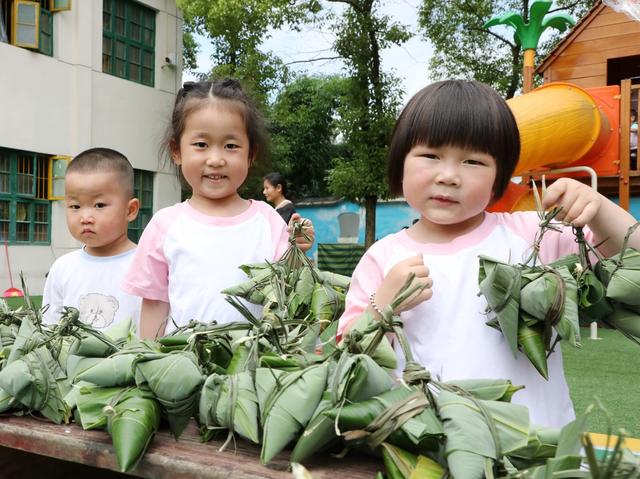  包粽子    迎端午