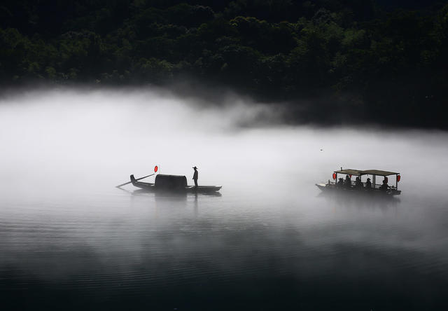 5A级,,,旅游景区,,,湖南,,郴州,资兴市,,游客,,雾漫小东江,,人间仙境,,小东江,,东江湖,,水温,,温差,,水雾  黄建华