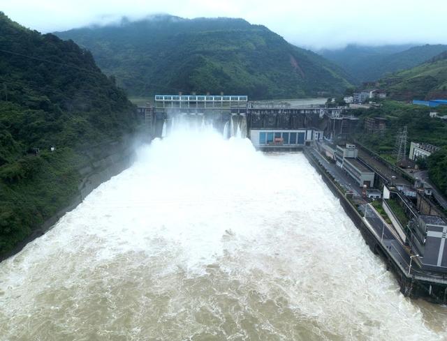 双牌水库泄洪防汛