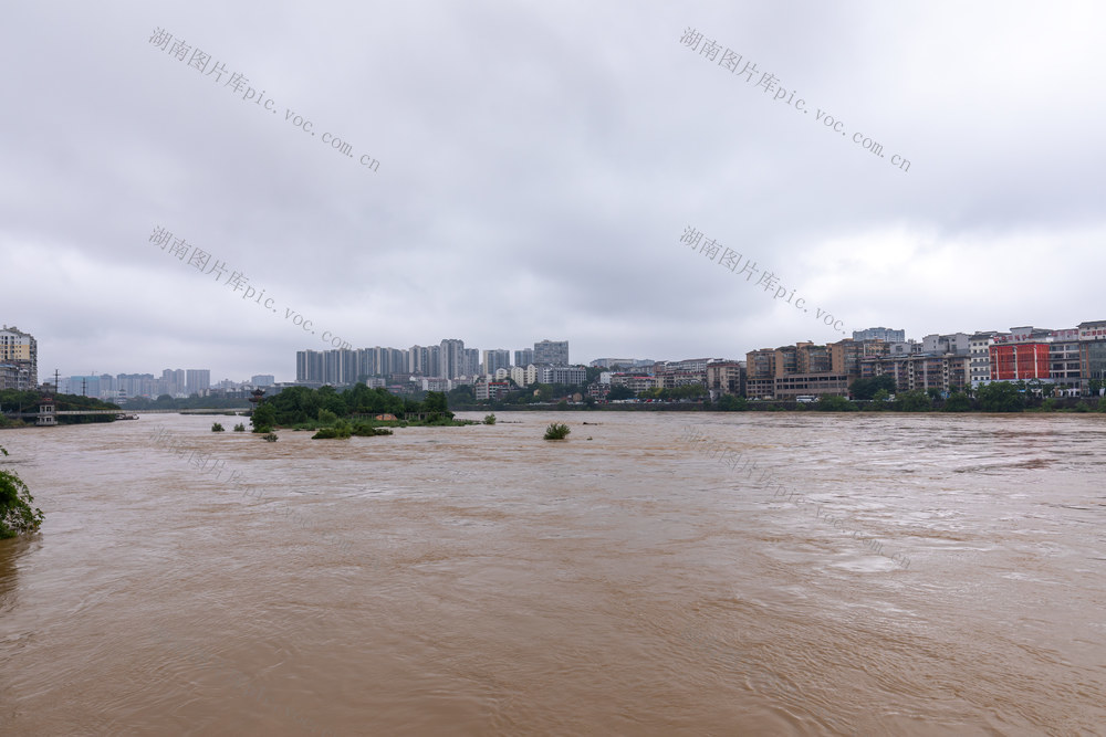 暴雨 防汛