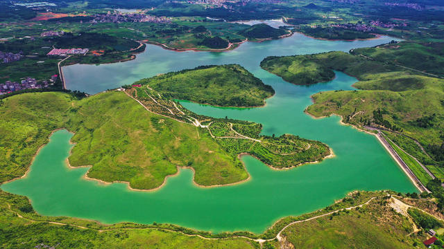 碧水  如玉  生态  水库  风景