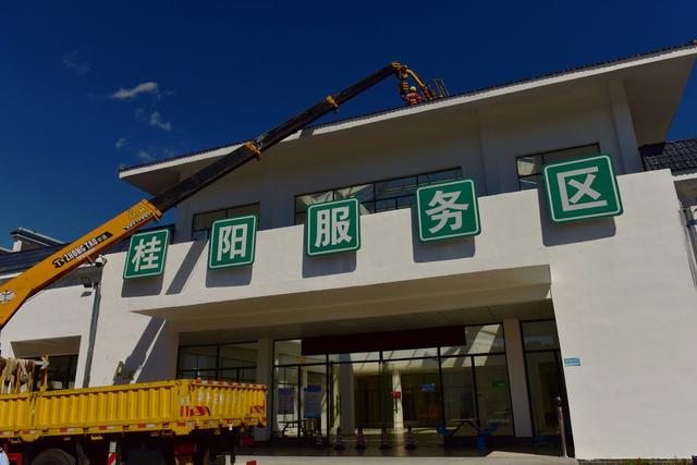 高温 酷暑  高速公路 交通安全