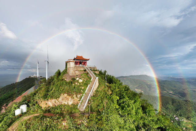 彩虹 双彩虹 彩虹大圆 蓬源仙 风雨 森林公园