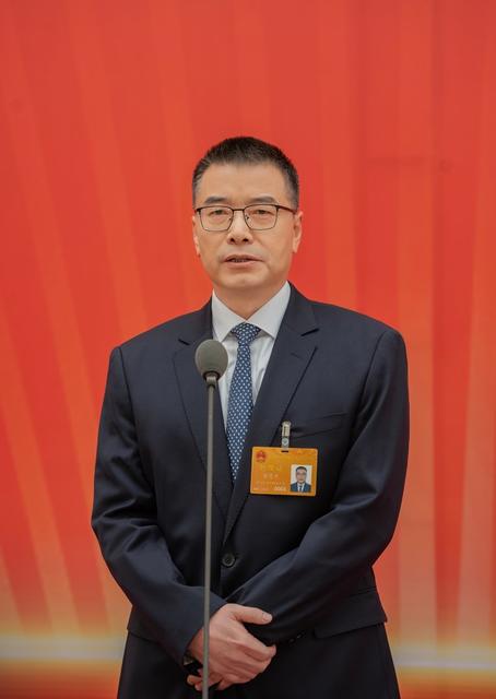 省两会 厅长通道