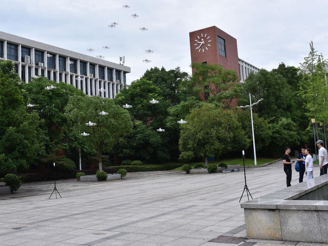 株洲  技能比赛  就业  人社  专业技术人才  工匠  非遗文化遗产  技术比拼  