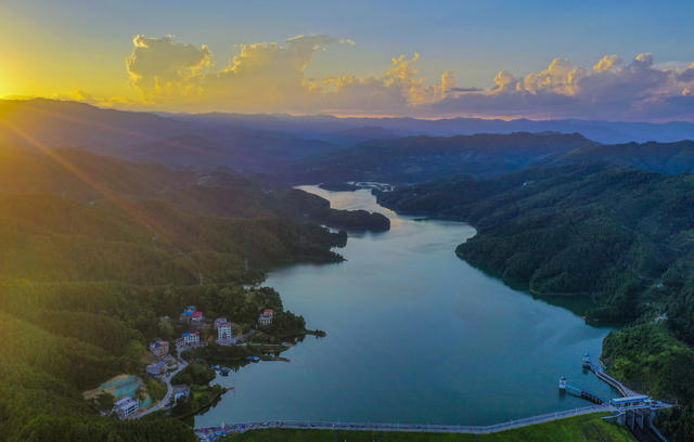 绿意空间 湿地公园 生态环境 复合生态系统 自然环境