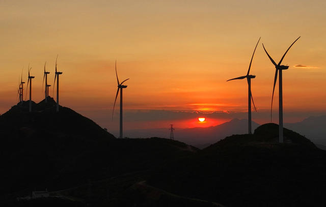 光伏 风电 朝霞 夕阳 新能源