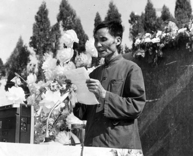 纪念抗日胜利四十周年  抗日阵亡将士公墓落成