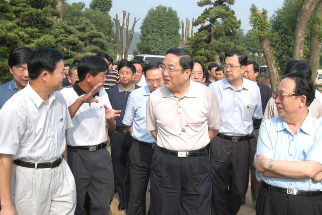 俞正声率湖北党政代表团在长沙考察