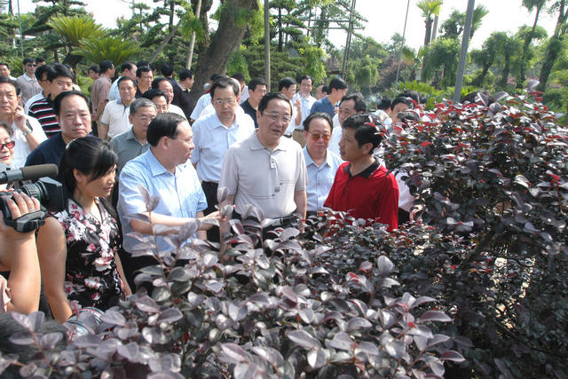 俞正声率湖北党政代表团在长沙考察