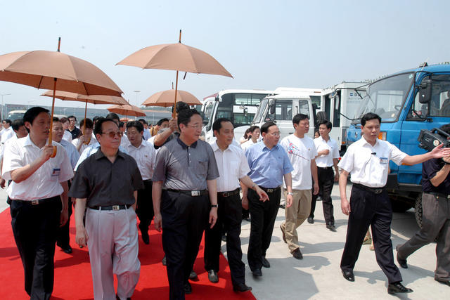 俞正声率湖北党政代表团在长沙考察