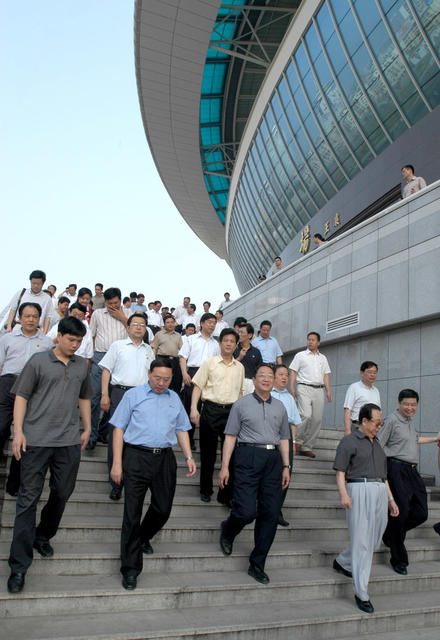 俞正声率湖北党政代表团在长沙考察