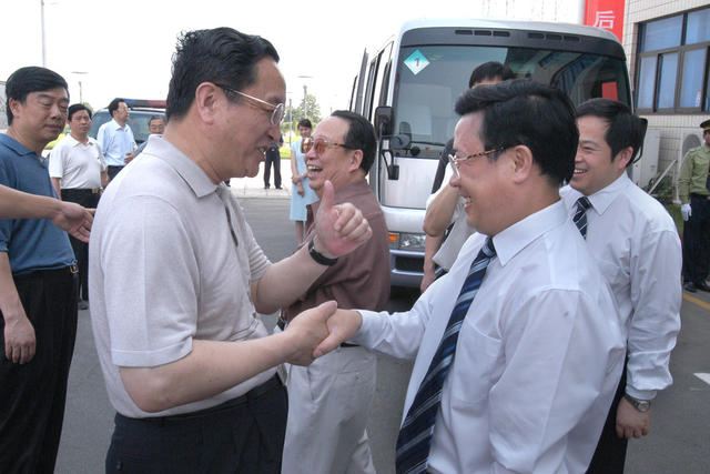 俞正声率湖北党政代表团在长沙考察
