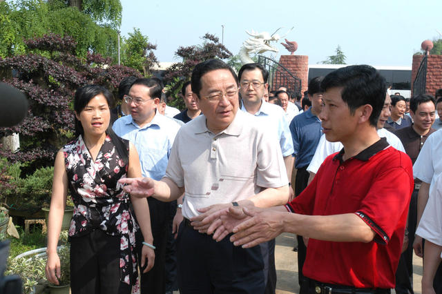 俞正声率湖北党政代表团在长沙考察