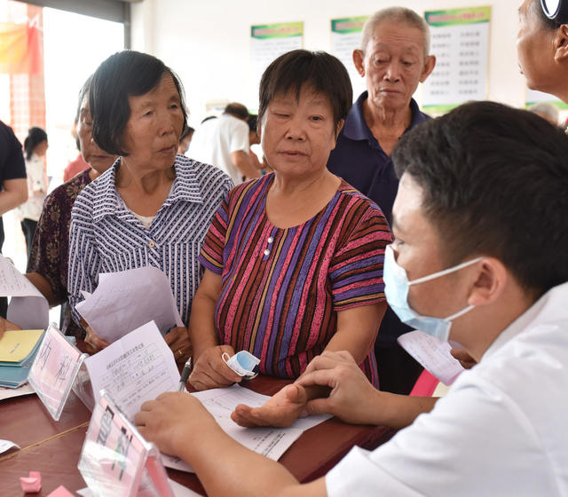 民生  科普  老科协  全国科普日活动   医疗服务   村民  农村  义务活动   文化活动  科技下乡  