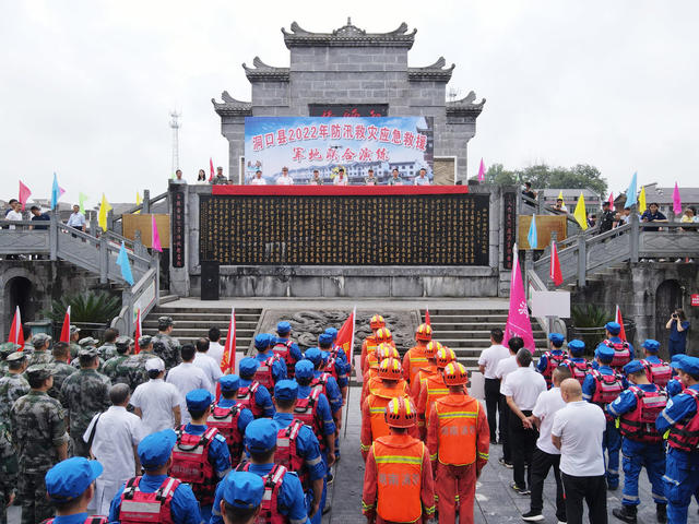 应急演练  民兵