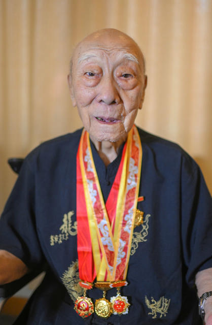 八一建军节 百岁老兵 军事 抗日战争 抗美援朝 解放战争