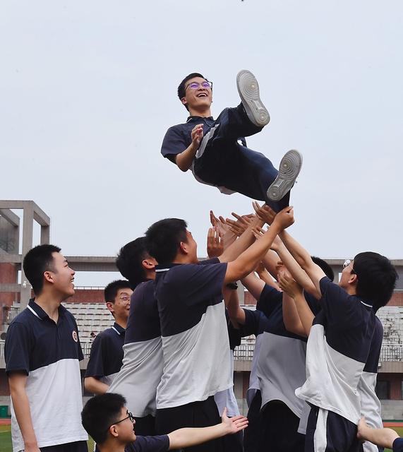 高考考生 毕业照