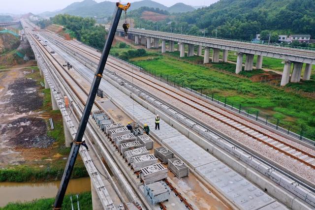 常益长铁路建设