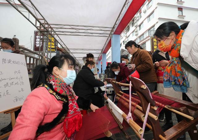 招聘 张家界 旅游