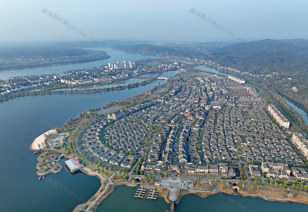 探访桃花源 赏山水美景