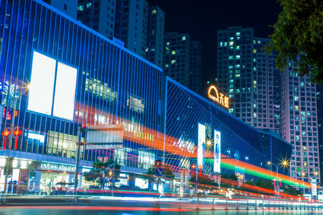 浏阳  夜景  灯光  建筑  车辆