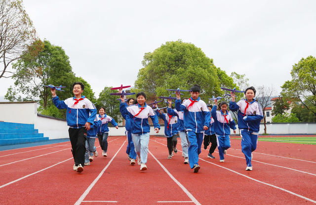 航天日  航模  校园