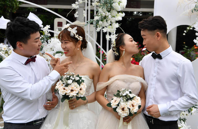 医护人员 集体婚礼 橘子洲头 520 白衣天使 新人