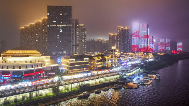 夜经济 步行街 长沙 黄兴路 解放西 渔人码头 休闲娱乐 旅游 五一路 城市夜景 