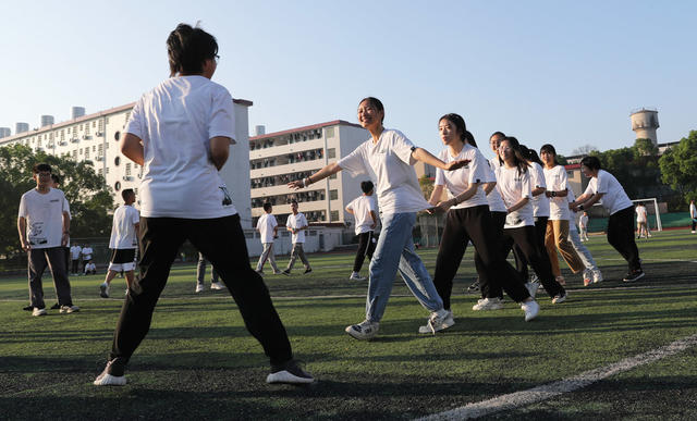 高考 倒计时 减压 晨练 趣味 