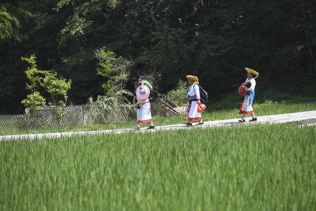 花瑶服饰 崇木凼 瑶族 隆回 避暑胜地 虎形山